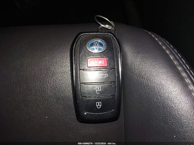 Toyota Venza Xle 2021 JTEAAAAH2MJ013601 Image 11