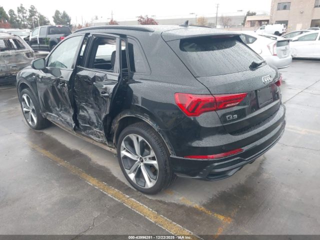 2021 AUDI Q3 WA1EECF37M1152507 Photo 2