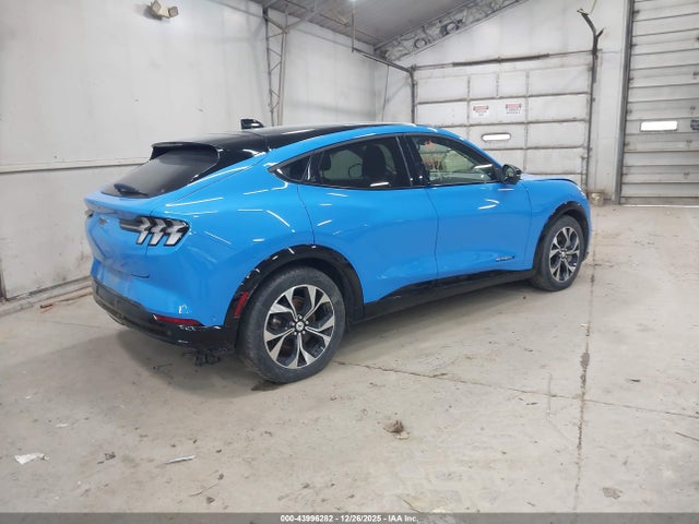 Ford Mustang Mach-e Premium 2023 3FMTK3SU2PMA53004 Image 4