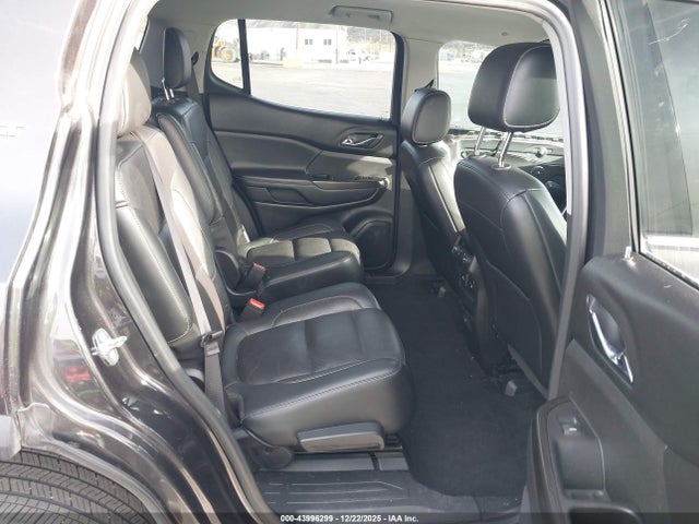 1GKKNNLS0JZ132892 GMC Acadia Slt-2