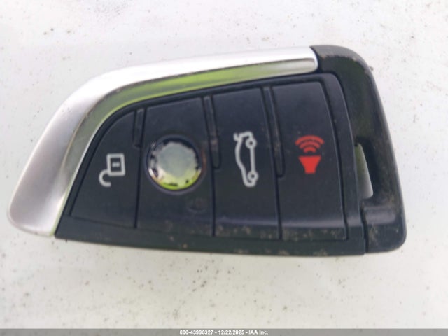 2019 BMW X3 5UXTR7C59KLE96454 Photo 10