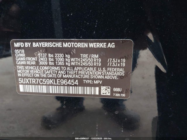 2019 BMW X3 5UXTR7C59KLE96454 Photo 8