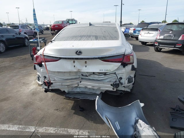 43996345 :رقم المزاد ، 58ADZ1B11LU059028 vin ، 2020 Lexus Es 350 مزاد بيع