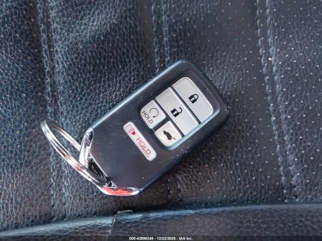 5J6RW1H56NA008949 Honda Cr-v 2wd Ex