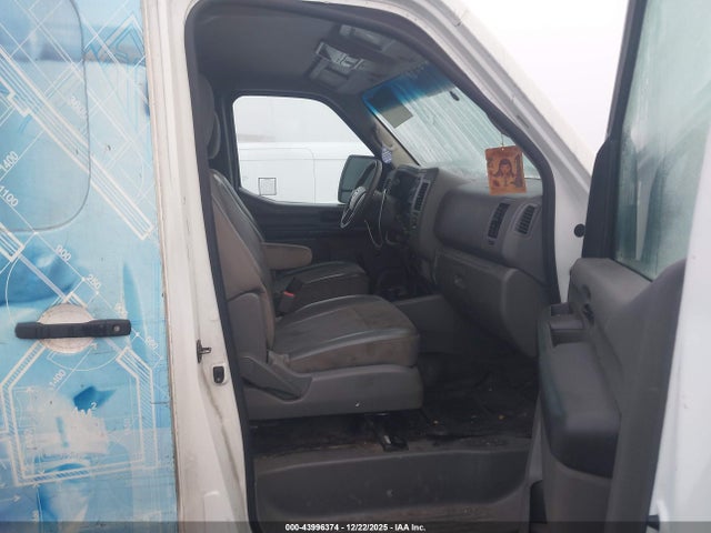 1N6BF0KY4GN813295 Nissan Nv Cargo Nv2500 Hd S V6