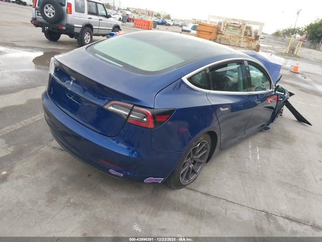 43996391 :رقم المزاد ، 5YJ3E1EA2KF299534 vin ، 2019 Tesla Model 3 Long Range/mid Range/standard Range/standard Range Plus مزاد بيع