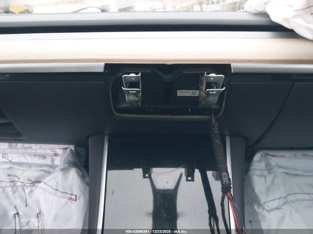 43996391 :رقم المزاد ، 5YJ3E1EA2KF299534 vin ، 2019 Tesla Model 3 Long Range/mid Range/standard Range/standard Range Plus مزاد بيع
