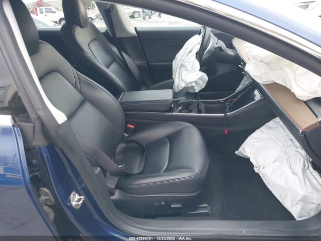 43996391 :رقم المزاد ، 5YJ3E1EA2KF299534 vin ، 2019 Tesla Model 3 Long Range/mid Range/standard Range/standard Range Plus مزاد بيع
