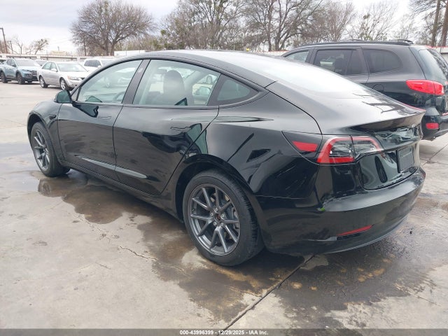 2023 TESLA MODEL 3 5YJ3E1EA3PF626000 Photo 2