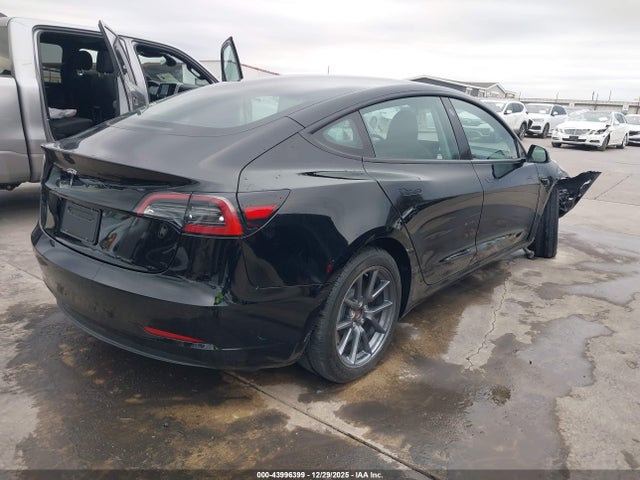 2023 TESLA MODEL 3 5YJ3E1EA3PF626000 Photo 3