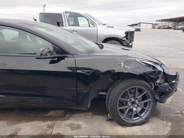 2023 TESLA MODEL 3 5YJ3E1EA3PF626000 Photo 5