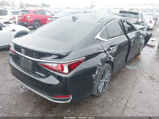 2025 LEXUS ES 300H 58ADA1C12SU057275 Photo 3