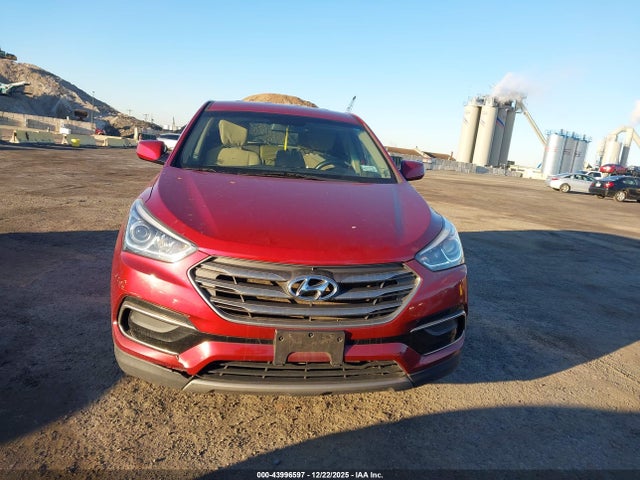 Продажа на аукционе авто 2017 Hyundai Santa Fe Sport 2.4l, vin: 5XYZTDLB6HG395438, номер лота: 43996597