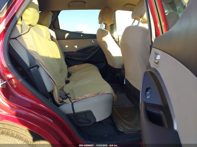 Продажа на аукционе авто 2017 Hyundai Santa Fe Sport 2.4l, vin: 5XYZTDLB6HG395438, номер лота: 43996597