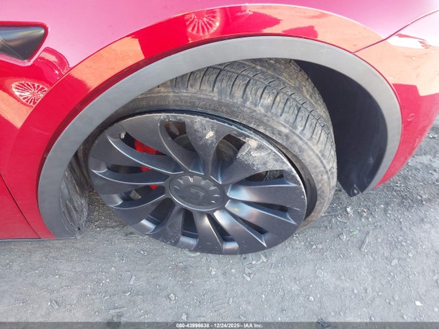 2020 TESLA MODEL Y 5YJYGDEF9LF010860 Photo 5