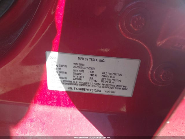 2020 TESLA MODEL Y 5YJYGDEF9LF010860 Photo 8