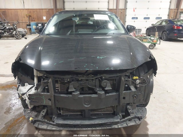 43996646 :رقم المزاد ، 3MVDMAAL4MM230467 vin ، 2021 Mazda Cx-30 2.5 S مزاد بيع