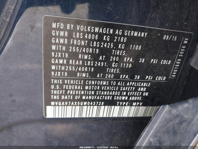 WVGAV7AX5GW043729 Volkswagen Tiguan R-line