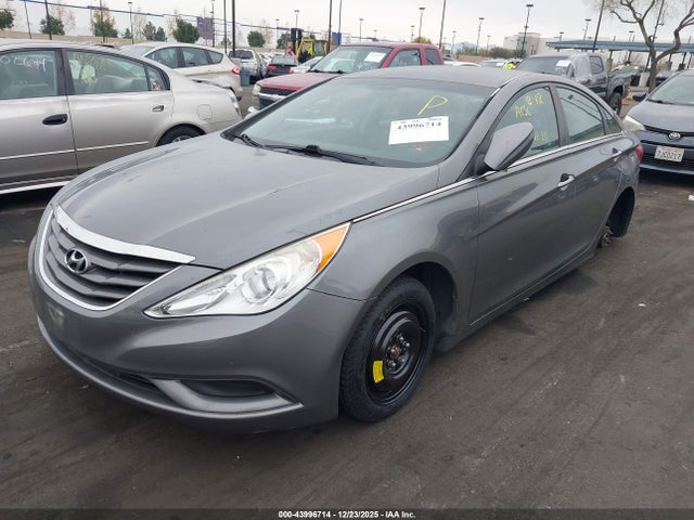 Продажа на аукционе авто 2012 Hyundai Sonata Gls, vin: 5NPEB4AC6CH442711, номер лота: 43996714