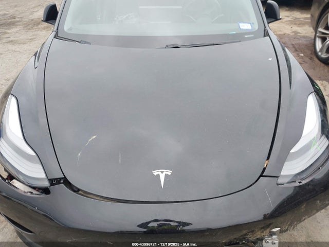 5YJ3E1EB1MF009893 Tesla Model 3 Long Range Dual Motor All-wheel Drive