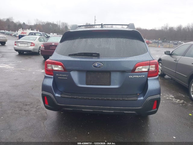 43996731 :رقم المزاد ، 4S4BSACC9J3283217 vin ، 2018 Subaru Outback 2.5i Premium مزاد بيع