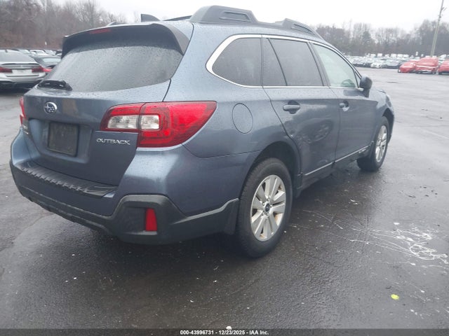 43996731 :رقم المزاد ، 4S4BSACC9J3283217 vin ، 2018 Subaru Outback 2.5i Premium مزاد بيع
