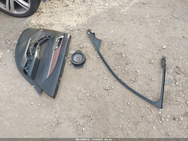 43996742 :رقم المزاد ، 1G6AS5S39E0153098 vin ، 2014 Cadillac Cts Performance مزاد بيع