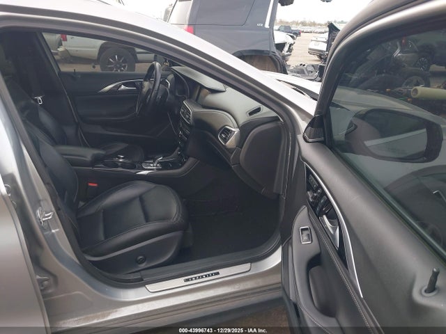 2017 Infiniti Qx30 Premium მანქანა იყიდება აუქციონზე, vin: SJKCH5CRXHA023656, აუქციონის ნომერი: 43996743