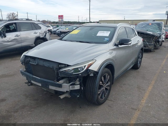 2017 Infiniti Qx30 Premium მანქანა იყიდება აუქციონზე, vin: SJKCH5CRXHA023656, აუქციონის ნომერი: 43996743