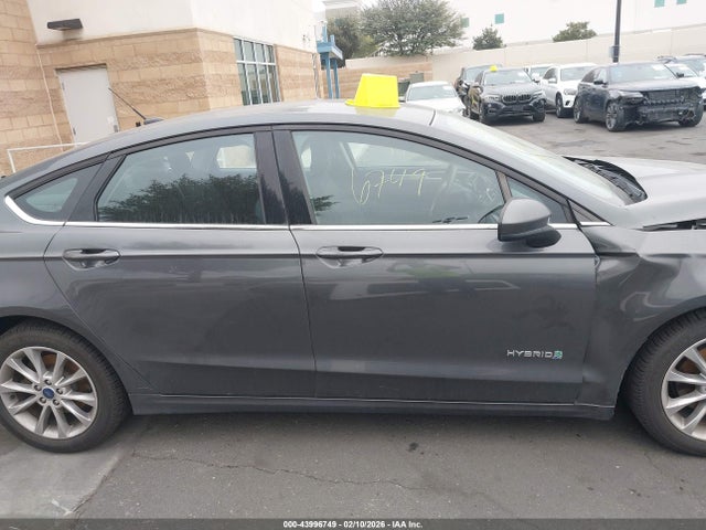 3FA6P0LU9HR413816 Ford Fusion Hybrid Se