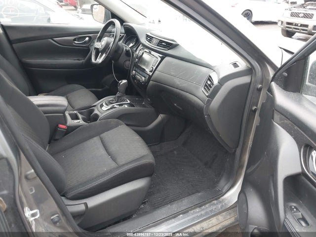 JN8AT2MV2KW380203 Nissan ROGUE SV