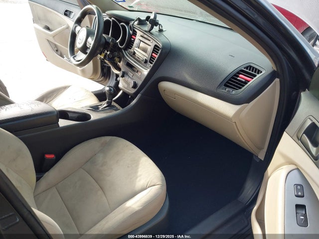 KIA Optima Lx 2015 KNAGM4A74F5643532 Image 5