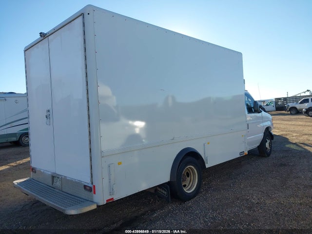 Ford E-350 Cutaway 2016 1FDWE3FS6GDC55661 Image 4