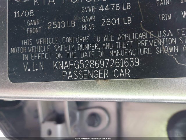 43996859 :رقم المزاد ، KNAFG528697261639 vin ، 2009 Kia Rondo Lx مزاد بيع