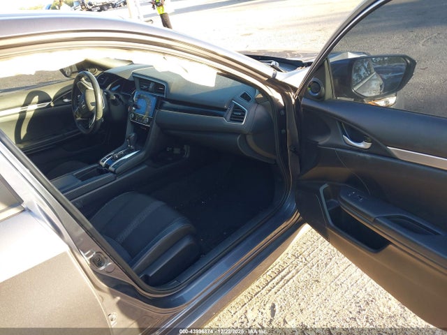 Продаж на аукціоні авто 2020 Honda Civic Sport, vin: 2HGFC2F81LH513060, номер лоту: 43996874