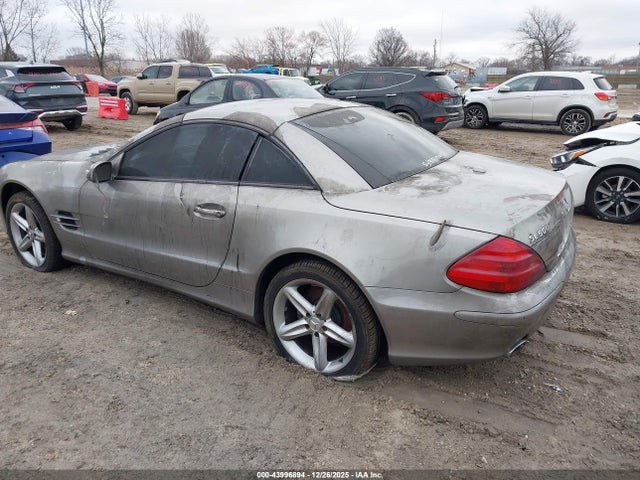 2006 MERCEDES-BENZ SL 500 WDBSK75F06F111130 Photo 2