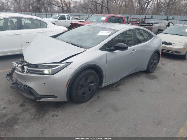 JTDACAAU3R3022623 Toyota Prius Le