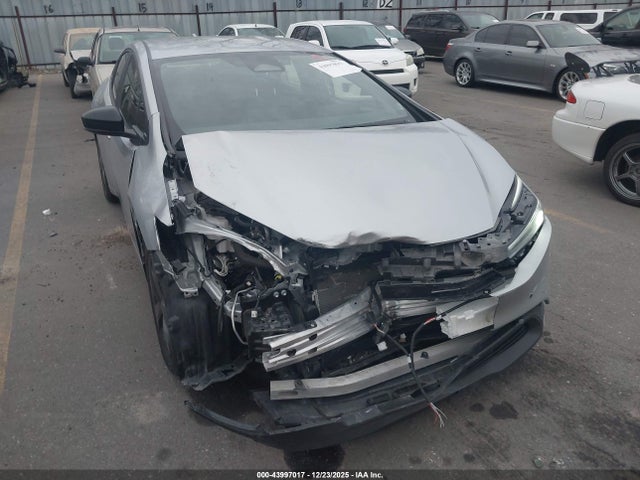 JTDACAAU3R3022623 Toyota Prius Le