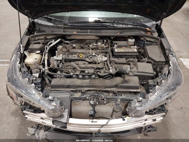 JTNK4RBE8K3019533 Toyota COROLLA SE