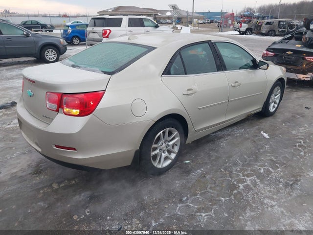 2014 CHEVROLET MALIBU 1G11C5SL8EF148944 Photo 3