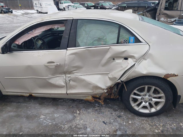 2014 CHEVROLET MALIBU 1G11C5SL8EF148944 Photo 5