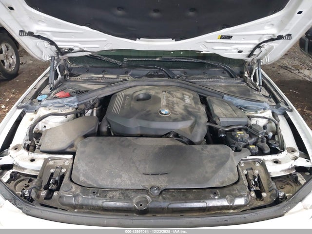 43997064 :رقم المزاد ، WBA8D9G39HNU65187 vin ، 2017 Bmw 330i Xdrive مزاد بيع