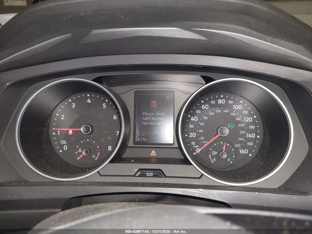 43997145 :رقم المزاد ، 3VV0B7AXXMM155321 vin ، 2021 Volkswagen Tiguan 2.0t S مزاد بيع