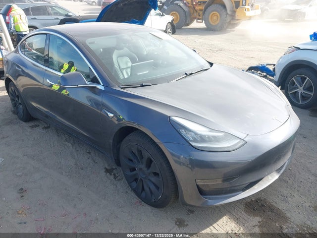 2018 TESLA MODEL 3 5YJ3E1EA4JF006893 Photo 0