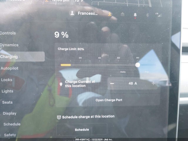 Tesla Model 3 Long Range/mid Range 2018 5YJ3E1EA4JF006893 Image 17