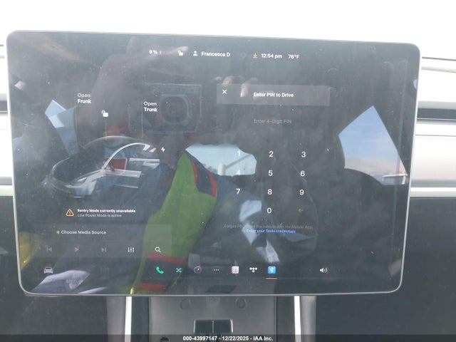 Tesla Model 3 Long Range/mid Range 2018 5YJ3E1EA4JF006893 Image 18