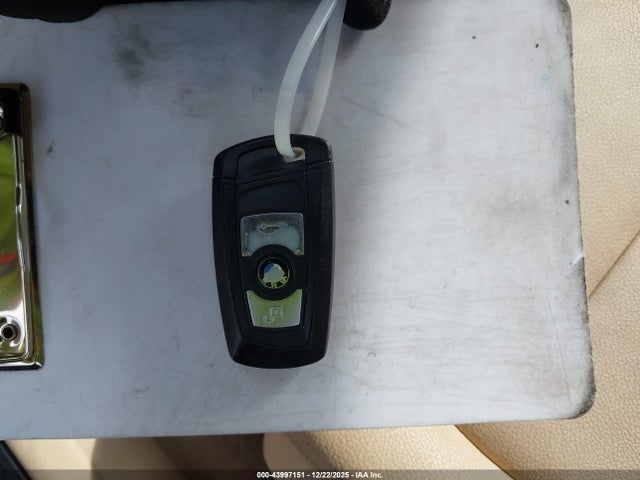 Aukcja sprzedaży 2015 Bmw 328i, vin: WBA3A5G5XFNS90927, numer aukcji: 43997151