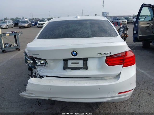 Aukcja sprzedaży 2015 Bmw 328i, vin: WBA3A5G5XFNS90927, numer aukcji: 43997151