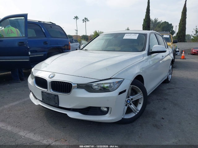 Aukcja sprzedaży 2015 Bmw 328i, vin: WBA3A5G5XFNS90927, numer aukcji: 43997151
