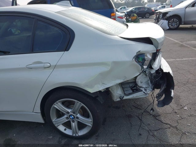 Aukcja sprzedaży 2015 Bmw 328i, vin: WBA3A5G5XFNS90927, numer aukcji: 43997151